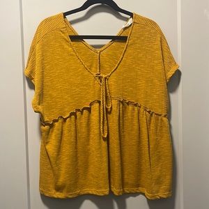 Mustard tie top